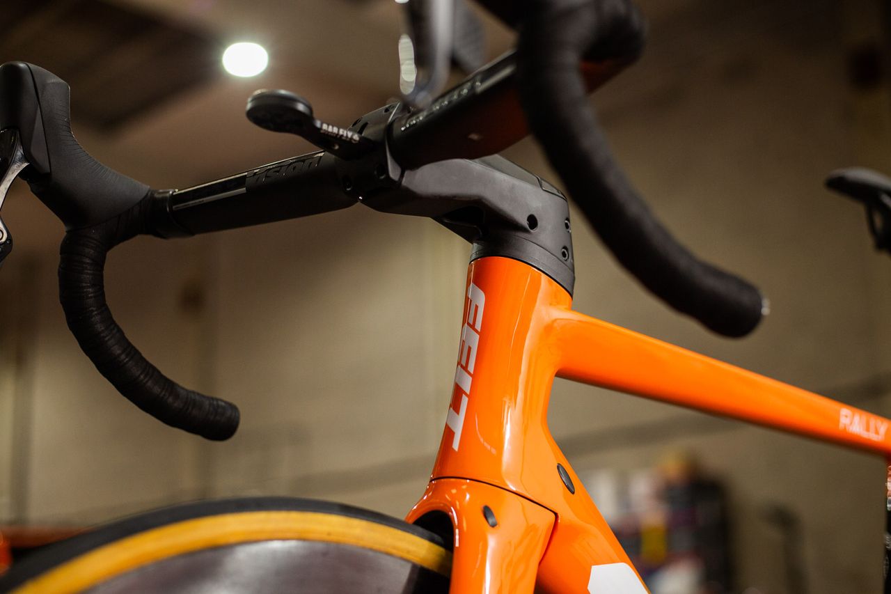 Rally Cycling's Felt AR
