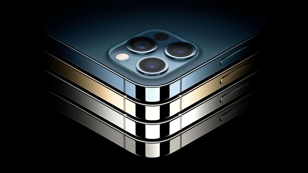 iPhone 12 Pro Max vs Samsung Galaxy S20 Ultra: the ultimate smartphone ...