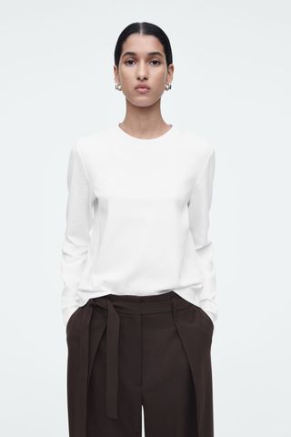 Clean Cut Regular Long-Sleeved T-Shirt