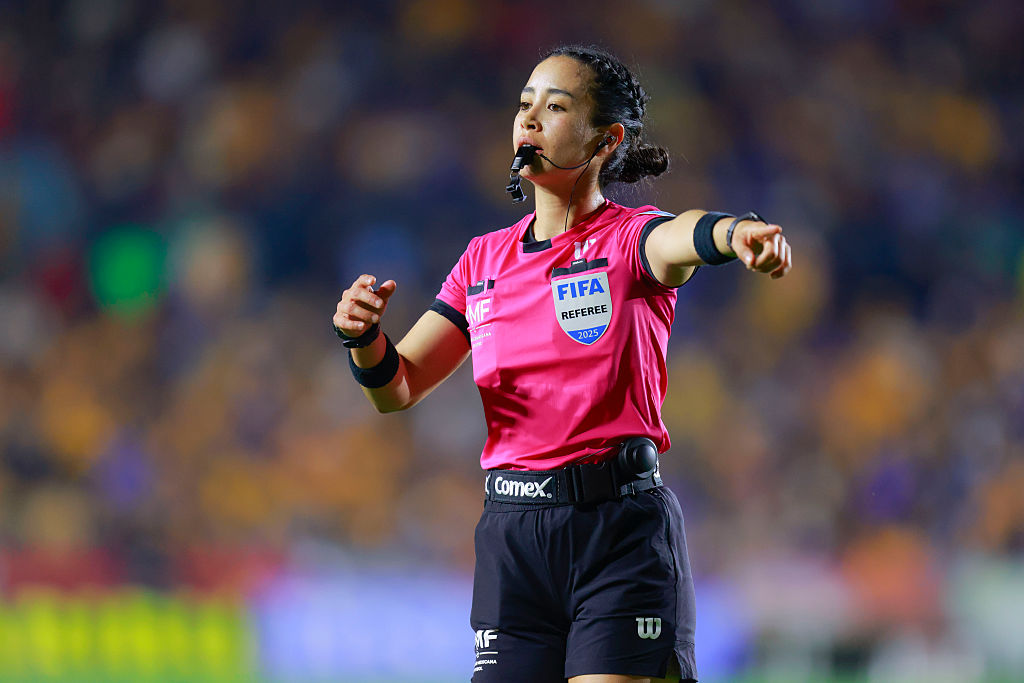 MONTERREY, MEXICO - FEBRUARY 6: Referee Katia Garcia gives instructions during the 5th round match between Tigres UANL and Santos Laguna as part of the Torneo Clausura 2026 Liga MX at Universitario Stadium on February 6, 2026 in Monterrey, Mexico. (Photo by Hugo Rivera/Jam Media/Getty Images)