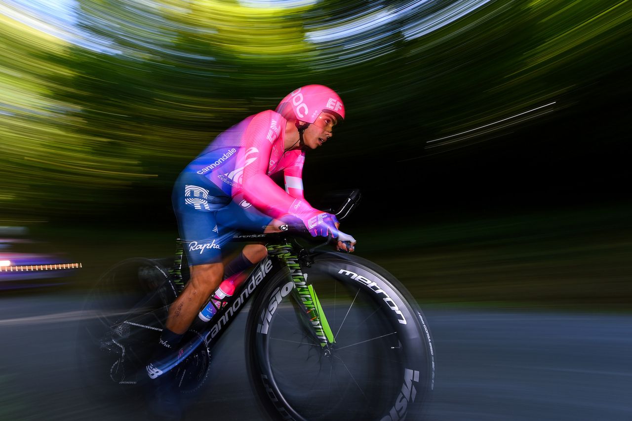 Sergio Higuita in the Vuelta a Espana stage 10 time trial in Pau