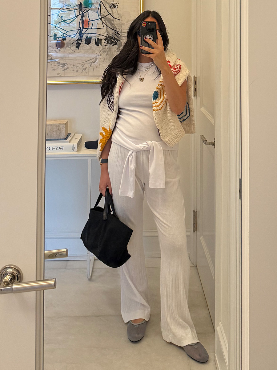 @nicoleakhtarzad mirror selfie in spring/summer ouftif