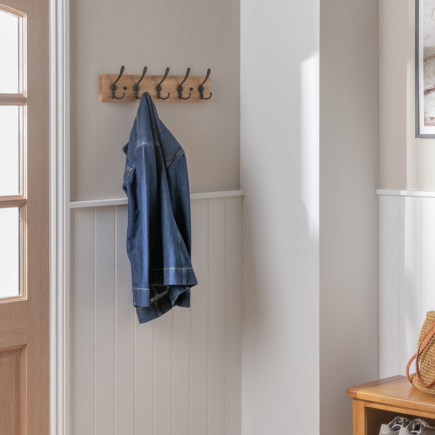 Argos Home Pack of 5 Coat Hooks - Natural &amp;amp; Black