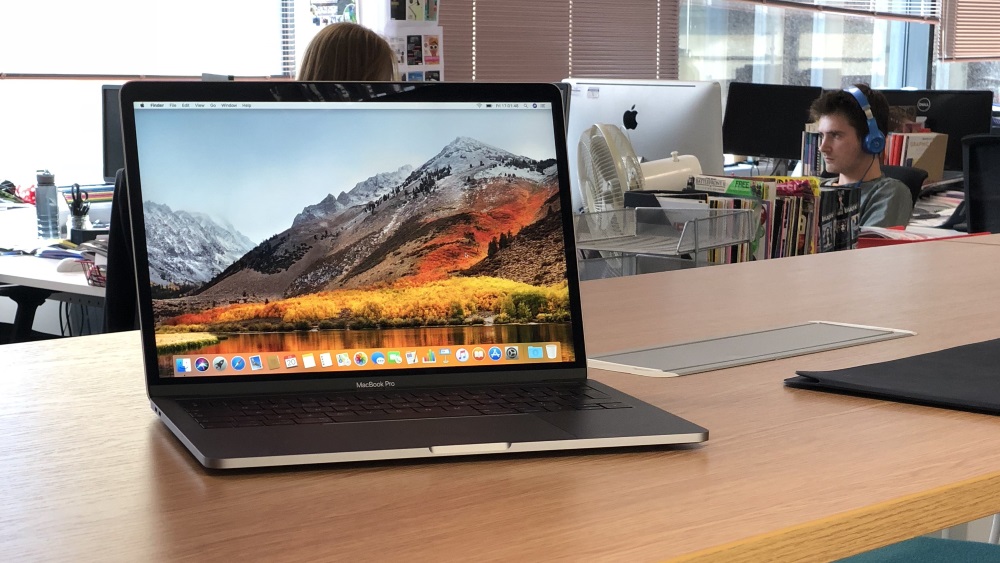 Performance Battery Life And Verdict Macbook Pro With Touch Bar 13 Inch 18 Review Techradar