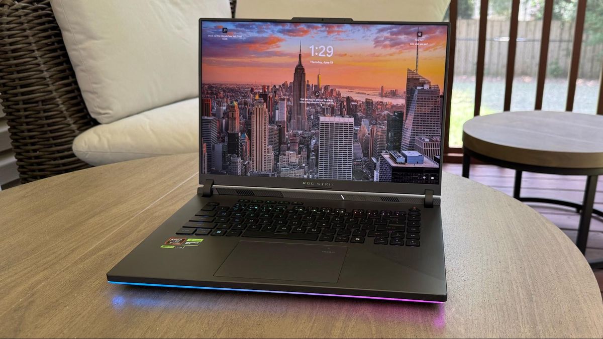 Asus ROG Strix G16 (2025) review: a well-rounded gaming laptop | Tom's ...