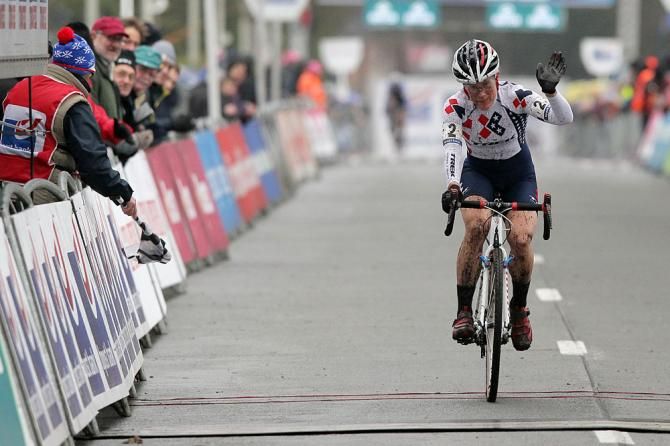 Katie Compton follows in second