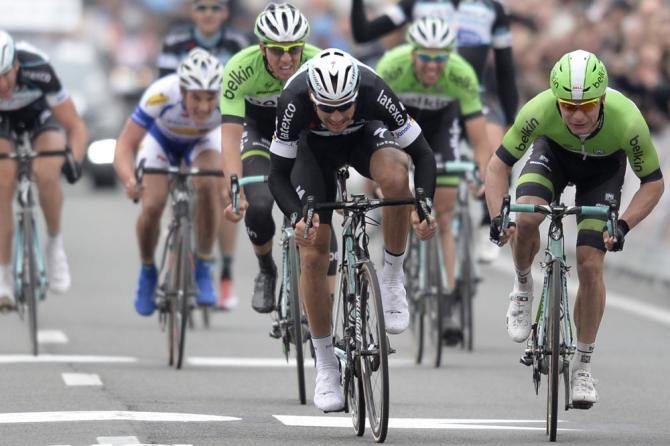 Tom Boonen beat Moreno Hofland to the line