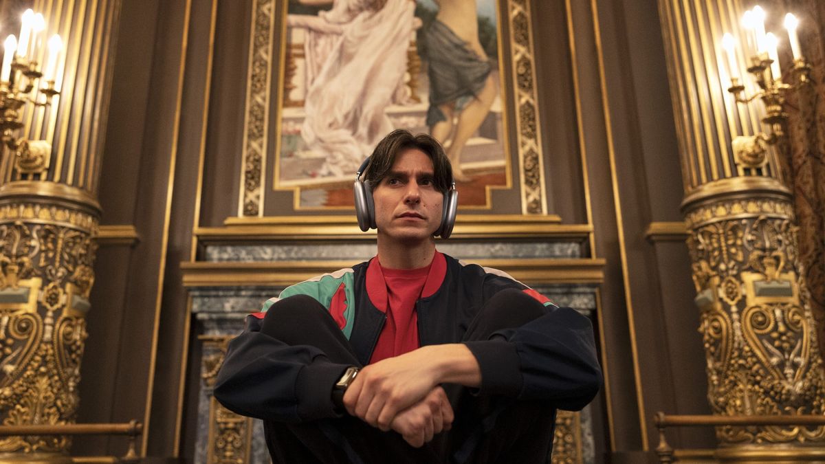Gideon Glick in Etoile