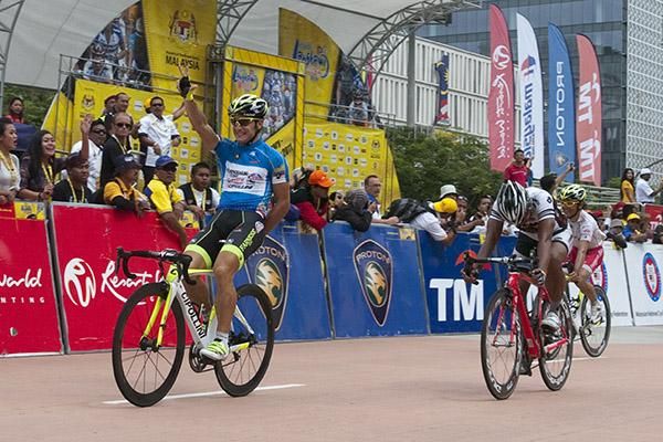 That's the hat trick: Andrea Guardini (Farnese Vini/Neri Sottoli) has been too powerful for the rest in the sprinting department and will more than likely add to his three stage wins later on the tour.