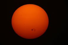 sunspot known as AR2192.