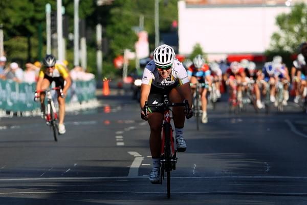 Chloe Hosking (HTC-HighRoad) rode away from the bunch to take third place.