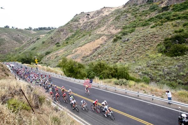 Heading through Balcomb Canyon.