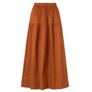 outfit sandwiching: long skirt