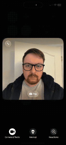 GIF of iPhone 17 Pro Max Center Stage-stabilized video