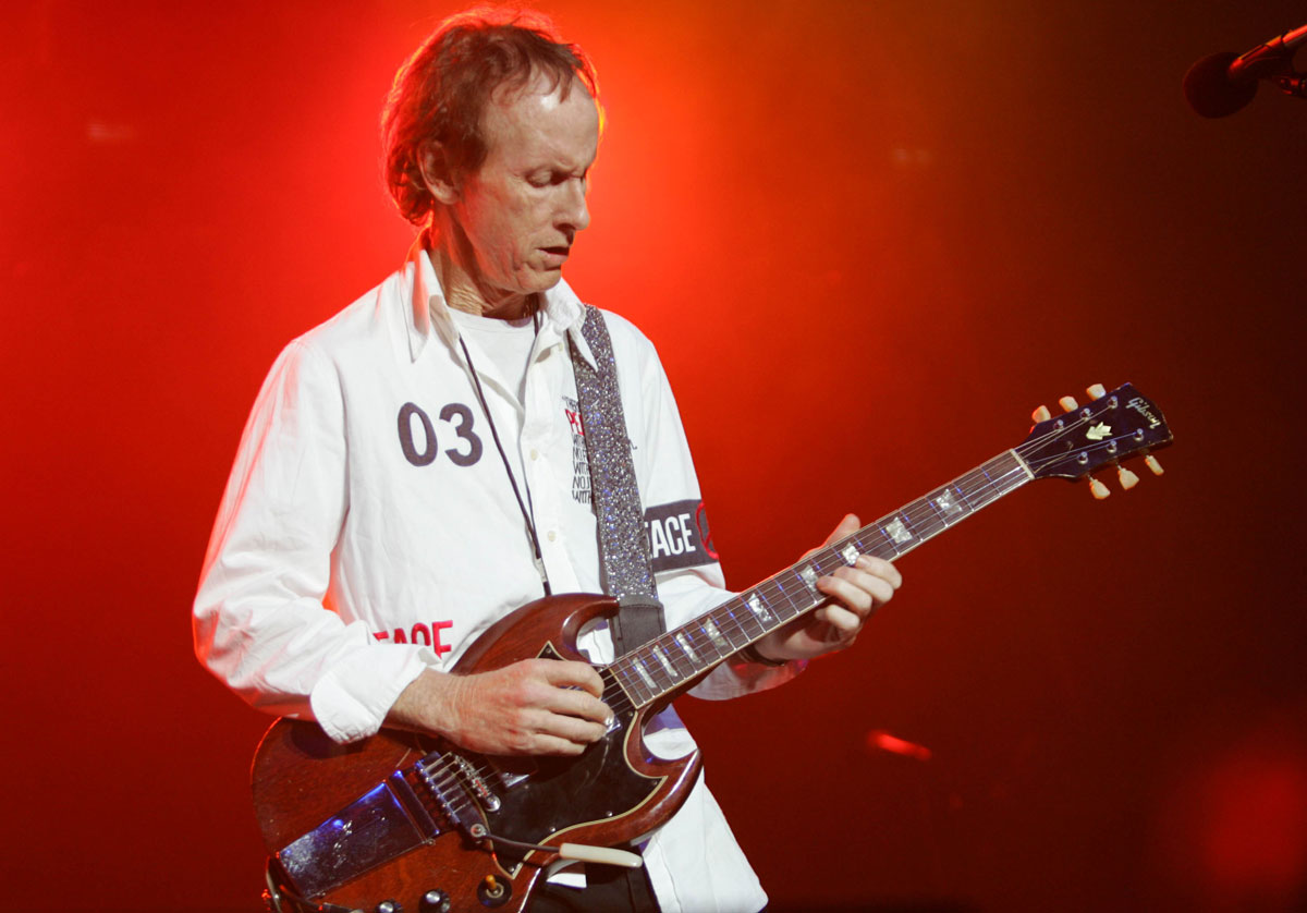 Robby Krieger: 