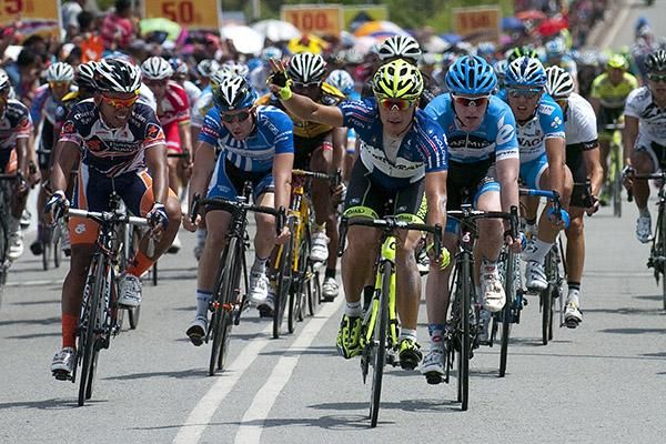 That's two thank you very much: Andrea Guardini (Farnese Vini) takes out his second stage win of the tour in 2012.