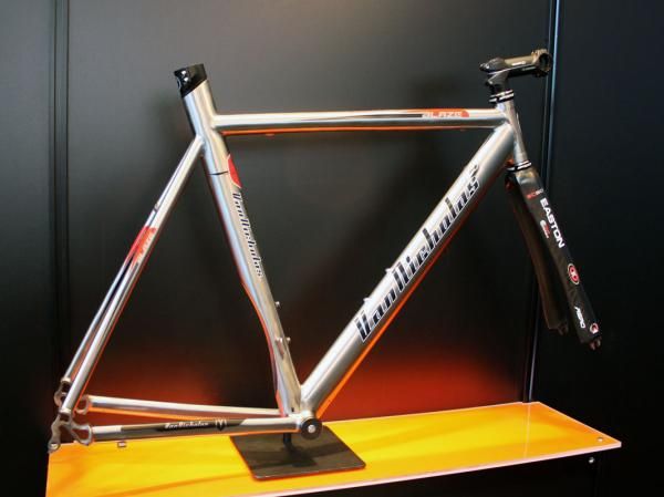 Fancy a time trial? Van Nicholas offers up its titanium Blaze to put you in a more aerodynamic position.