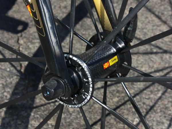 A carbon shell helps take weight off of Mavic's Ksyrium SL Premium