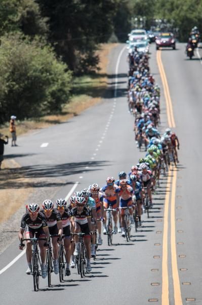The field all together with 20km to go.