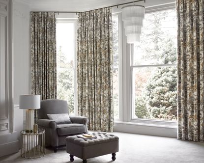 Country curtain ideas for living rooms