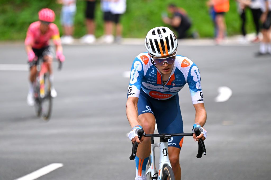 EIBAR SPAIN APRIL 06 Oscar Onley of The United Kingdom and Team dsmfirmenich PostNL attacks in the breakaway during the 63rd Itzulia Basque Country 2024 Stage 6 a 1378km stage from Eibar to Eibar UCIWT on April 06 2024 in Eibar Spain Photo by Tim de WaeleGetty Images