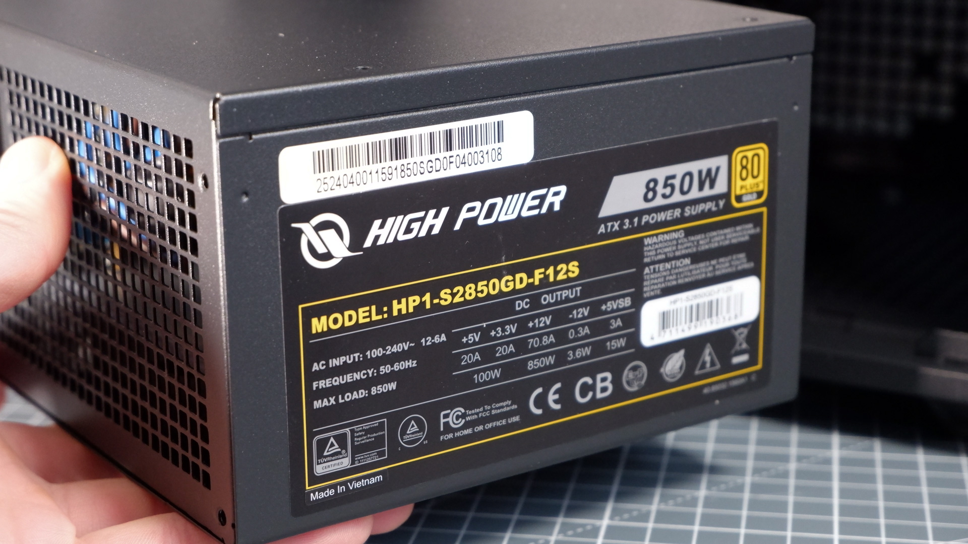 iBuyPower RDY Element 9 Pro R07 on a desk during the set-up process.