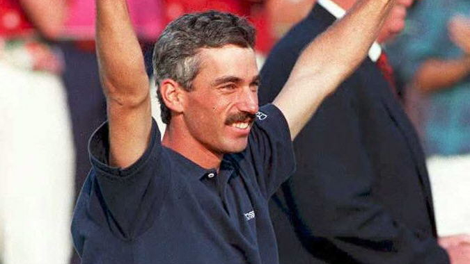 Corey Pavin reacts to winning the US Open