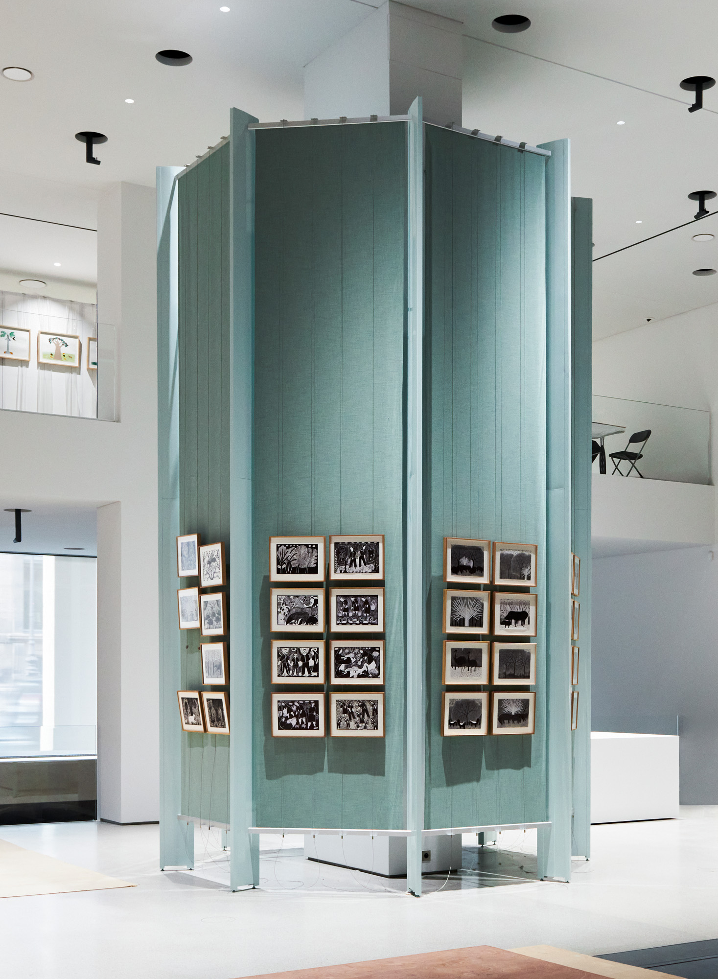 Fondation Cartier pour l&amp;rsquo;art contemporain interiors and installation views