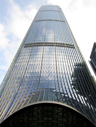 KK100, Shenzhen glass exterior