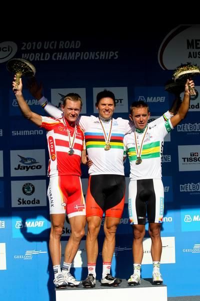 Podium (L-R): Matti Breschel (Denmark), Thor Hushovd (Norway) and Allan Davis (Australia).