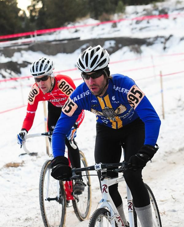 Jeff Roesner near the leaders on lap one.
