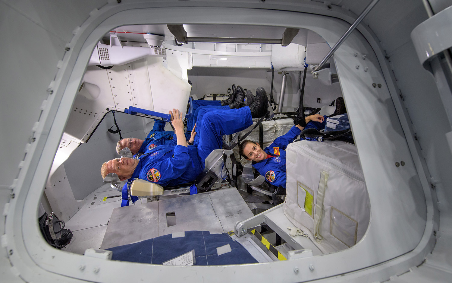 Photo Tour: Inside Boeing's CST-100 Starliner Spaceship Hangar: Page 2 ...