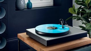 Alva TT: the world's first aptX HD turntable