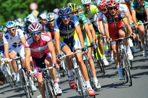 Brice Feillu (Vacansoleil) rides in the peloton while teammate Johnny Hoogerland spent most of the stage off the front.