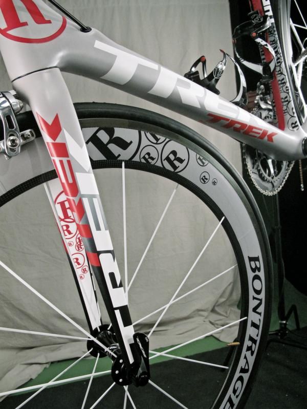 Functionally speaking, the new Radio Shack bikes will be nearly identical to the ones used by Astana with similar frames and componentry.