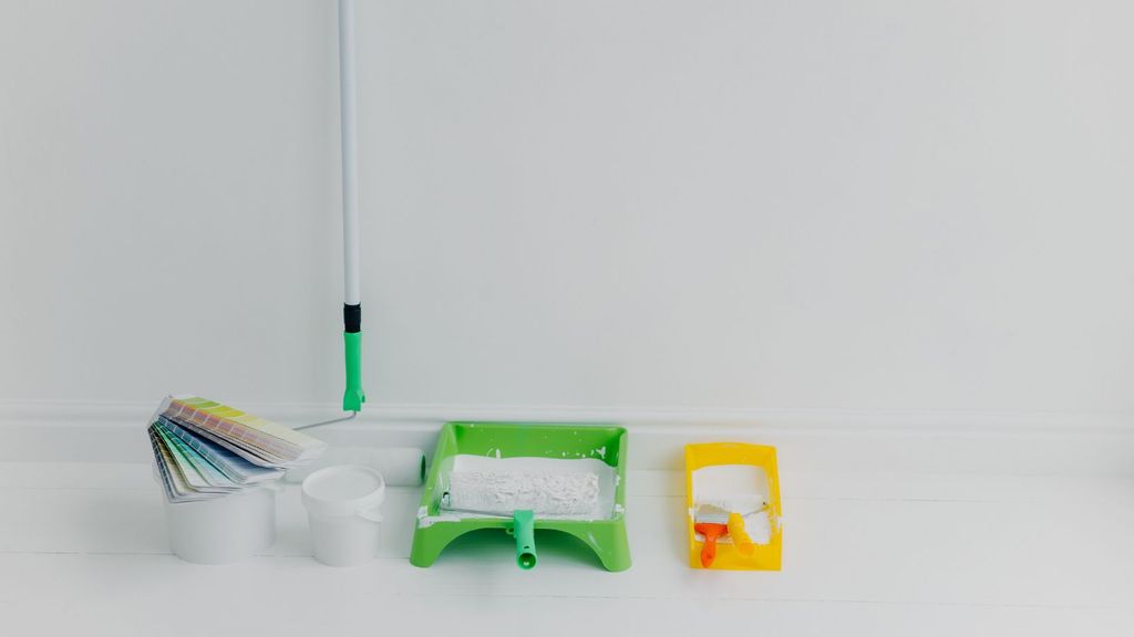 Signs it is time to repaint a wall according to pro painters Homes