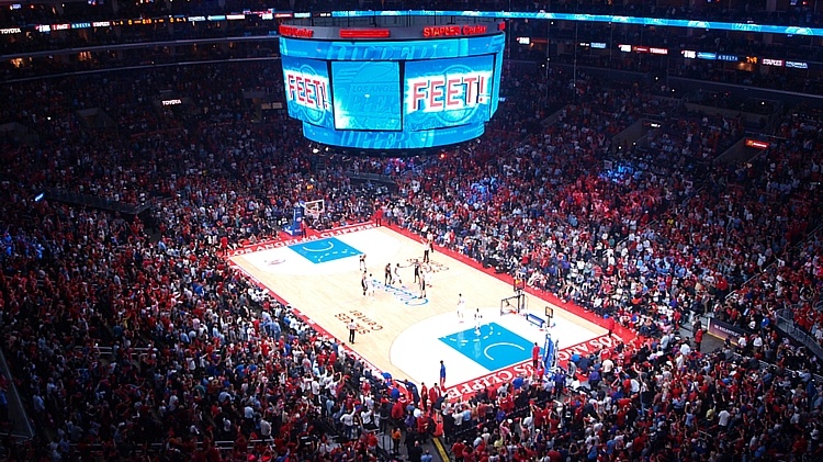Clippers host San Antonio Spurs at the Staples Center – NBA playoffs