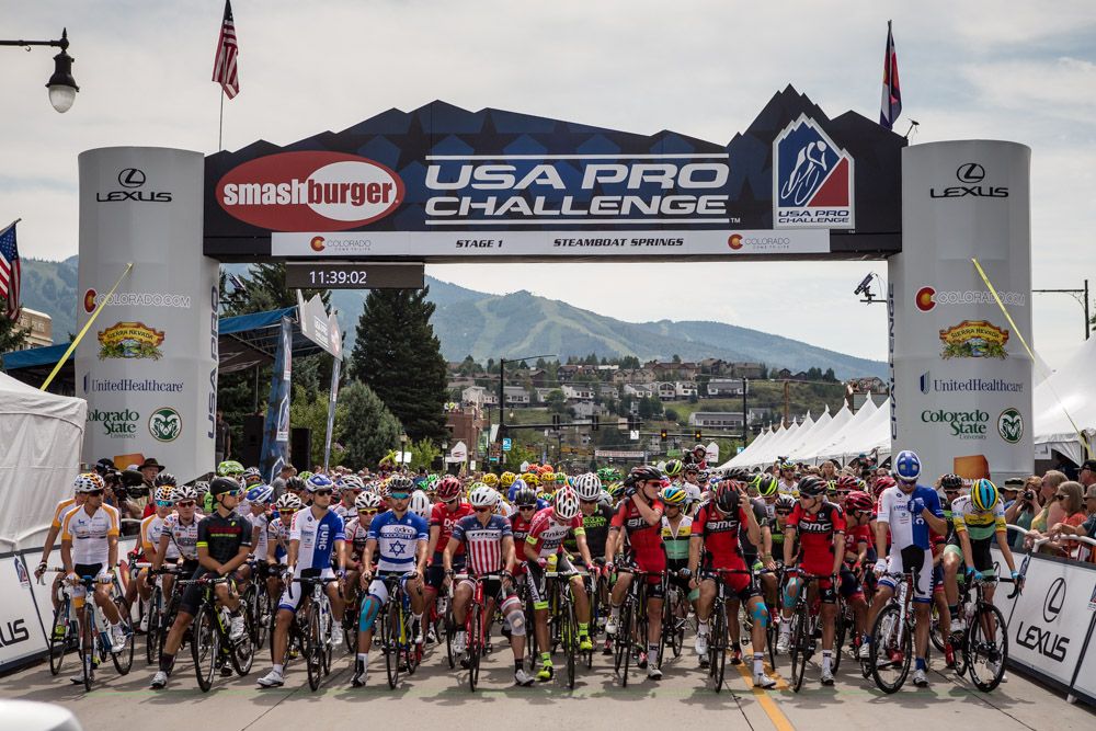 Riders wait for the start of stage 1