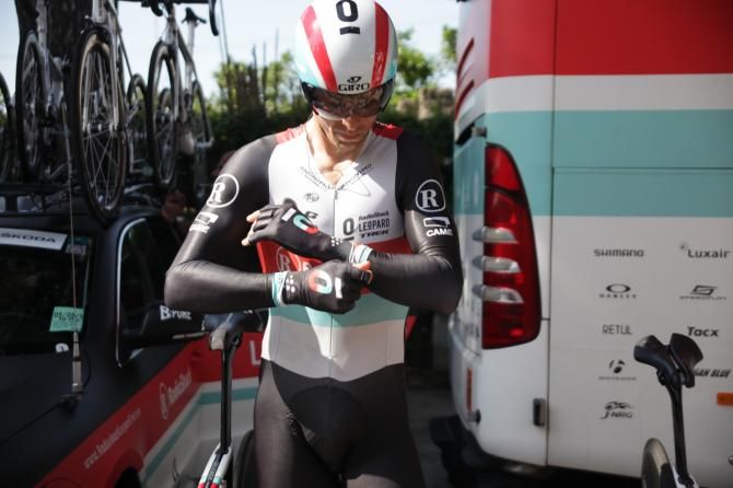 With the warm-up complete it's time to head to the start house for the stage 2 team time trial.