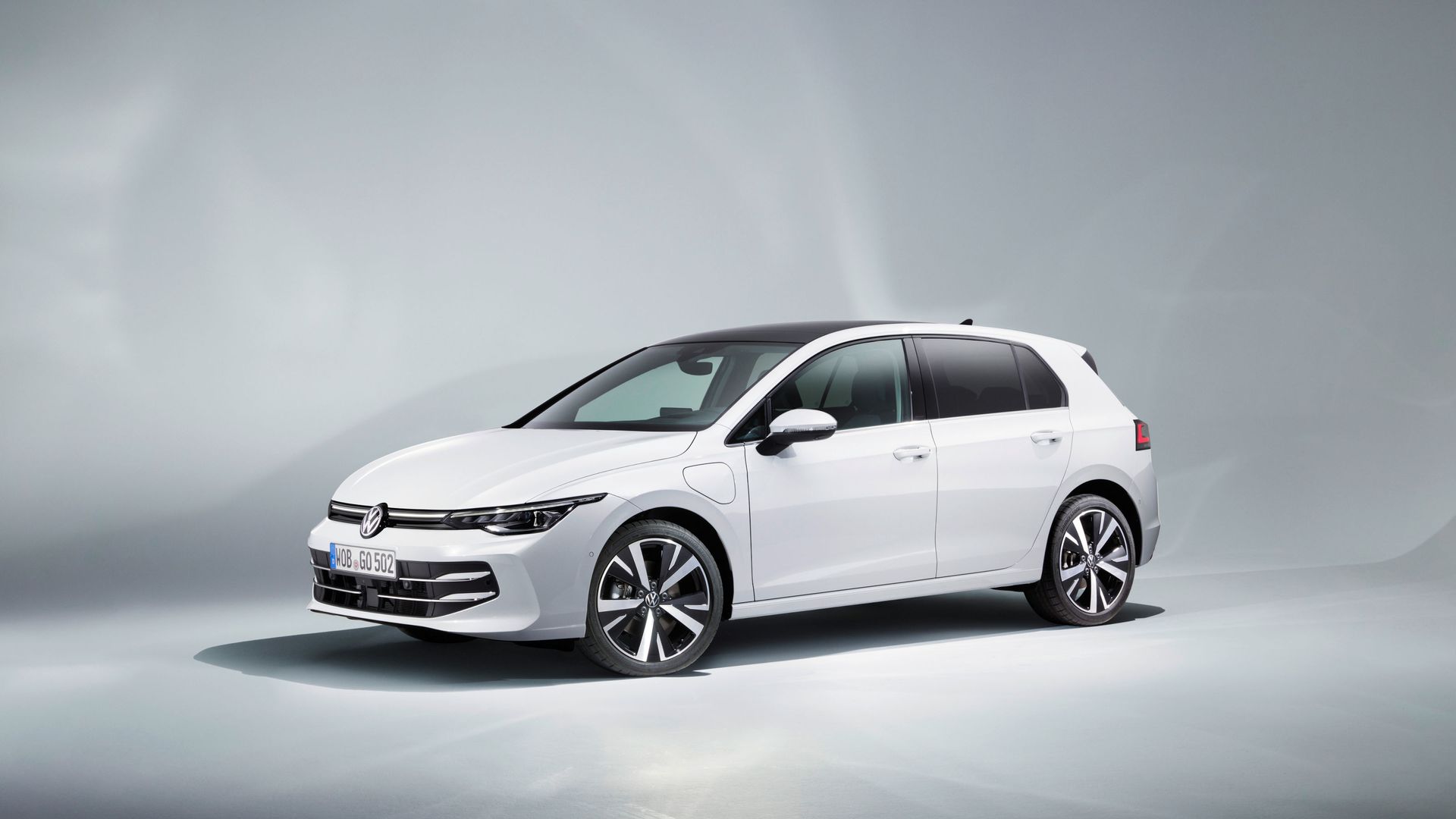 Volkswagen New Golf eHybrid (2024)