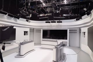 PPDS Q-Line and X-Line displays at La Télé studios