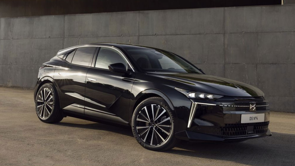 DS 4 details
