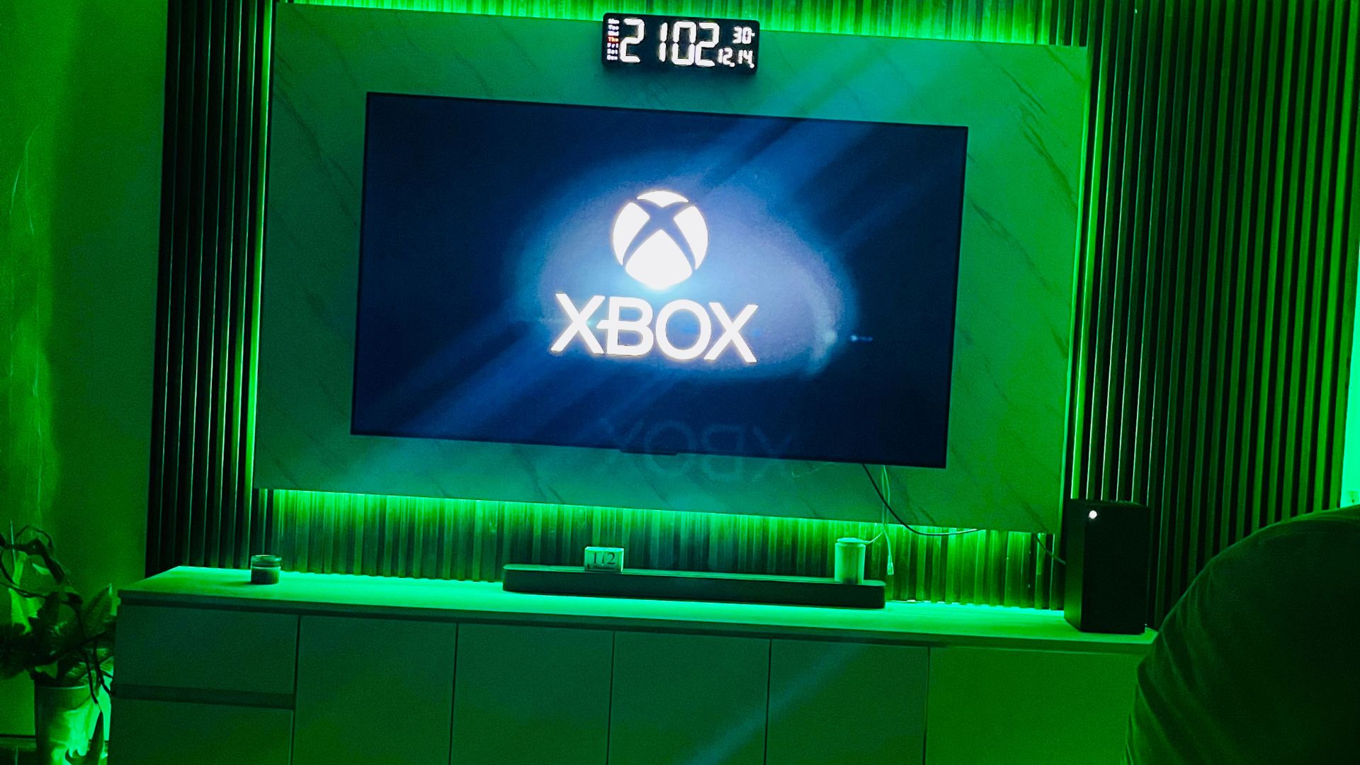 Xbox заявляет, что ИИ расширяет возможности разработчиков игр, но «не является панацеей» для замены людей. Вот почему.