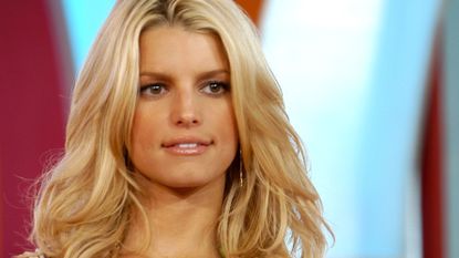 Jessica Simpson With Red Hair and Bangs Looks Completely Unrecognizable ...