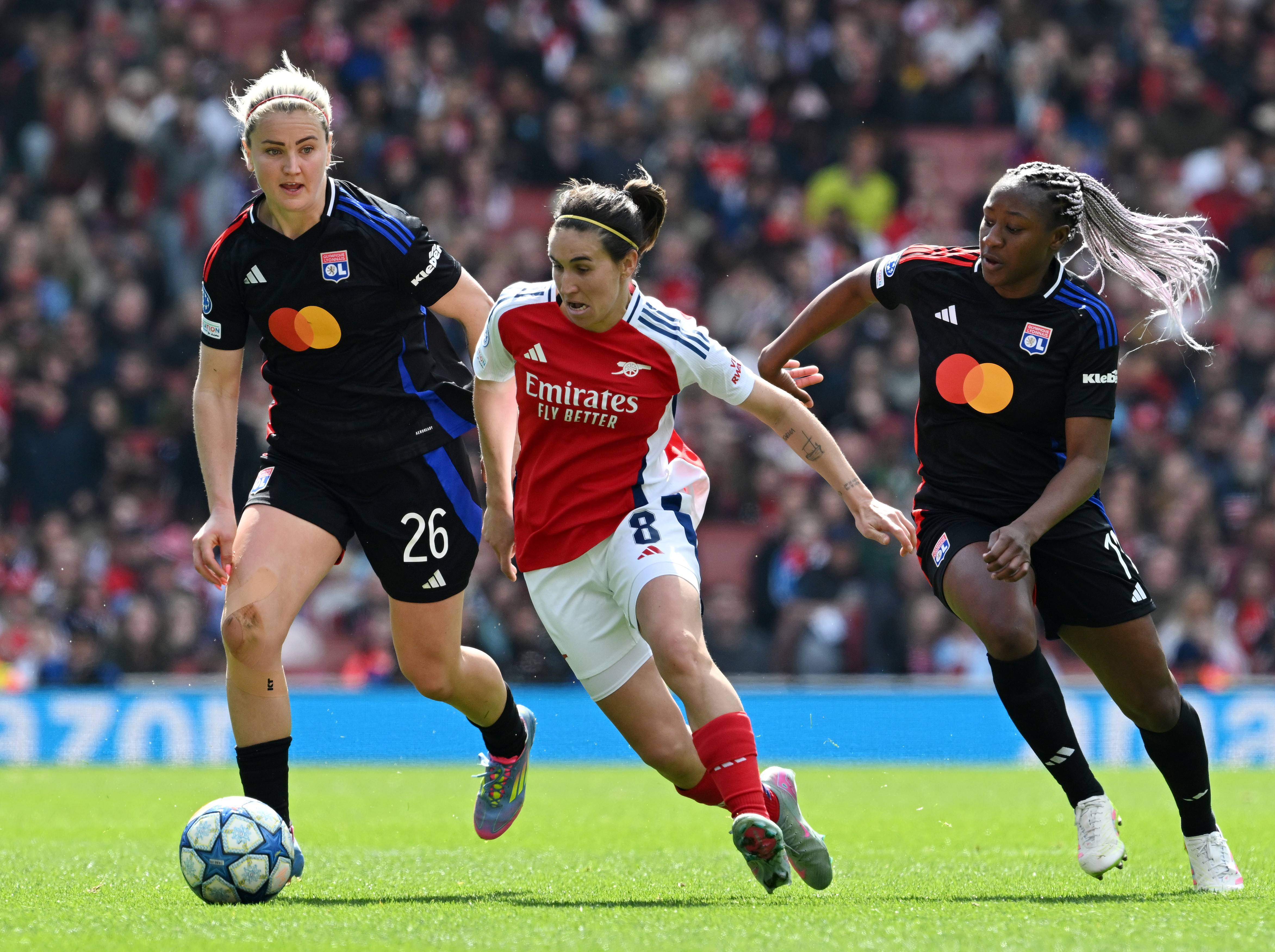 Mariona Caldentey Lindsey Heaps and Kadidiatou Diani of Olympique Lyonnais during the UEFA Women's Champions League semifinal first leg match between Arsenal and Olympique Lyonnais on April 19, 2025