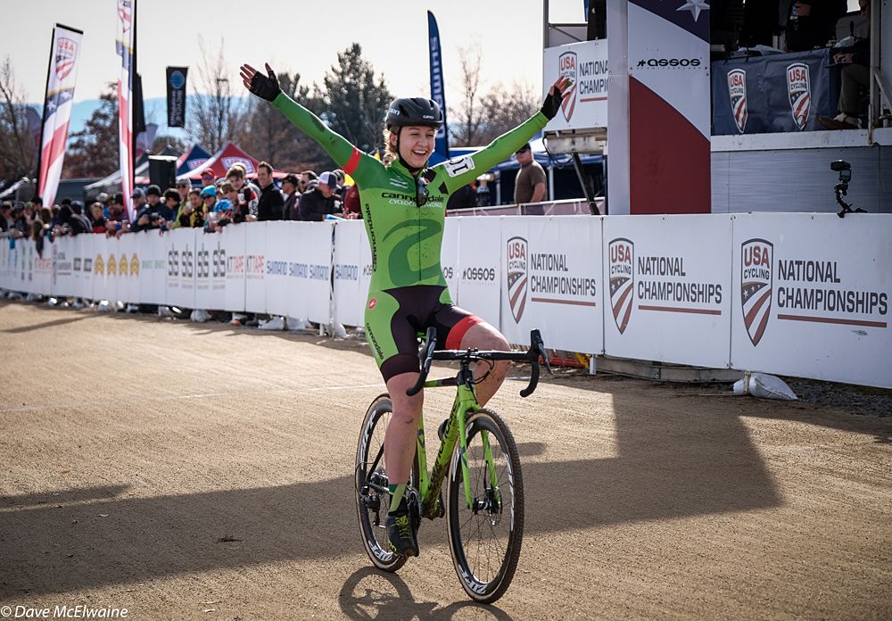 Emma White (Cannondale) rides in alone to claim the U23 National Championship