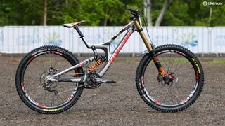 The Santa Cruz V10 CC belonging to one of the most exciting riders to watch – Josh ‘Ratboy’ Bryceland