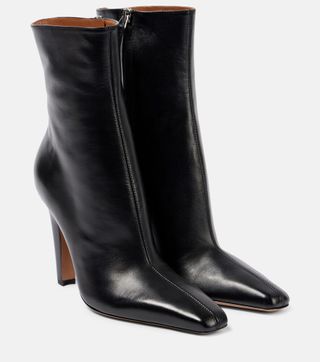 Belle 100 Leather Knee-High Boots