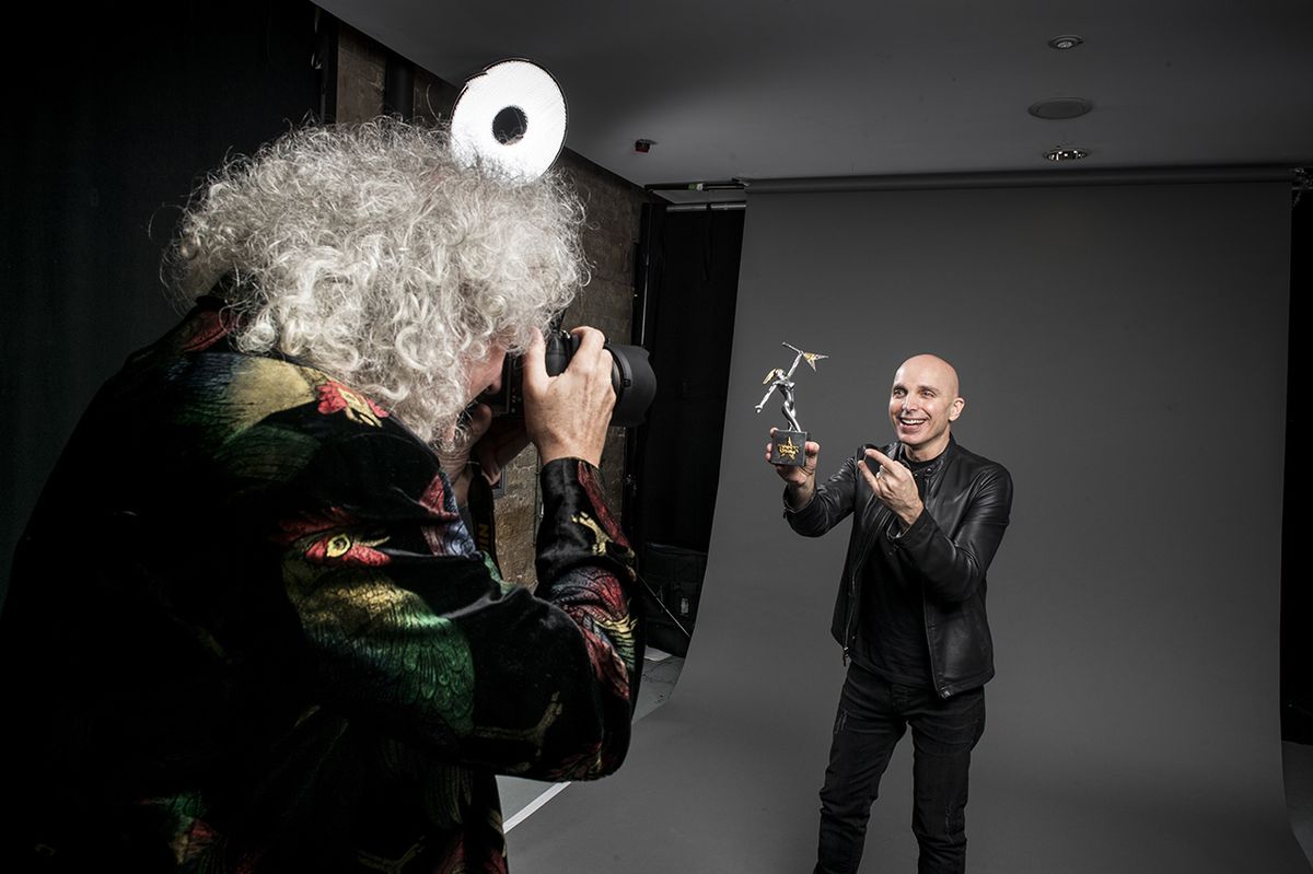 Brian May snaps his old pal Joe Satriani