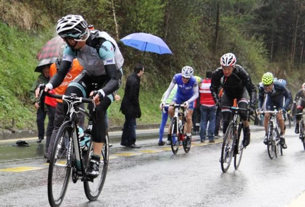 Tony Martin (Omega Pharma-Quickstep) looks behind to see what happened